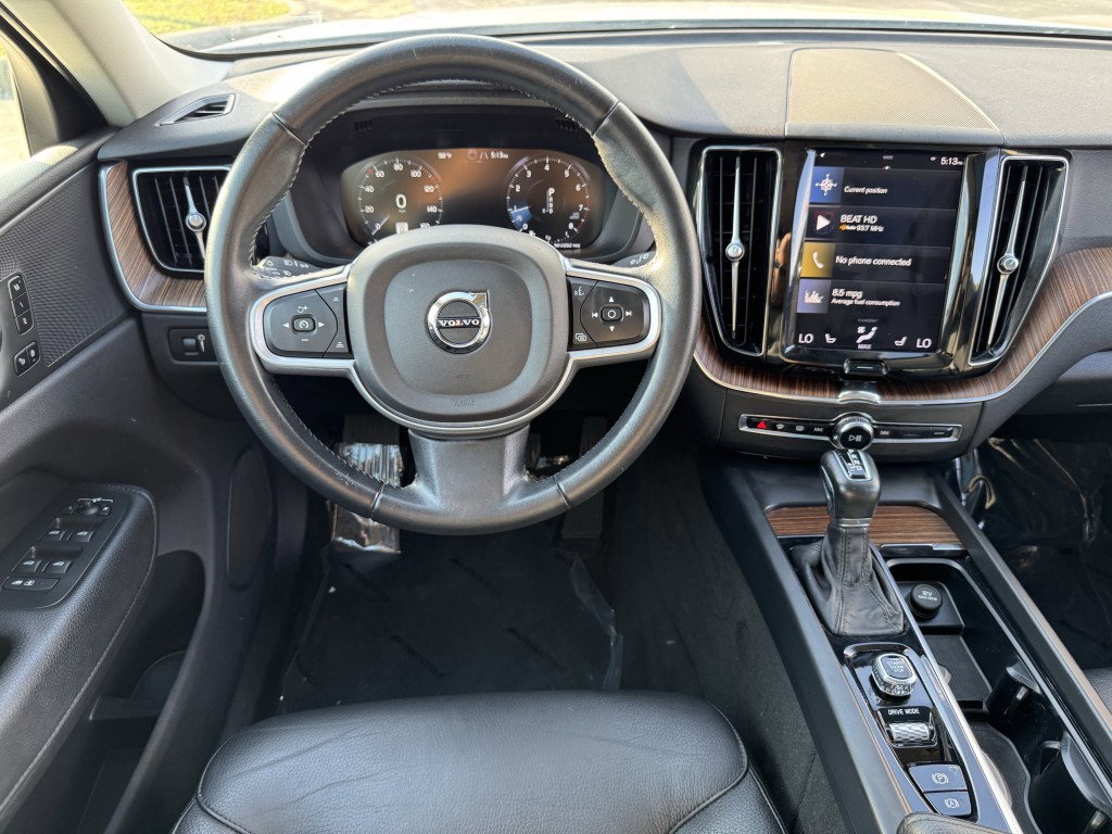 2021 Volvo XC60 Image 14