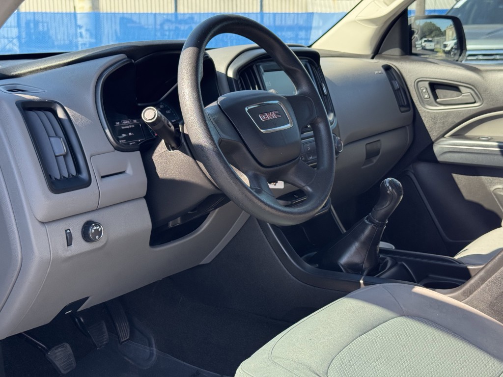 2018 GMC Canyon Image 12