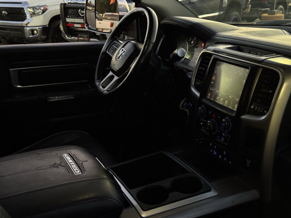 2014 RAM 3500 Image 16