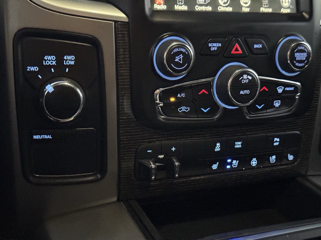 2014 RAM 3500 Image 23