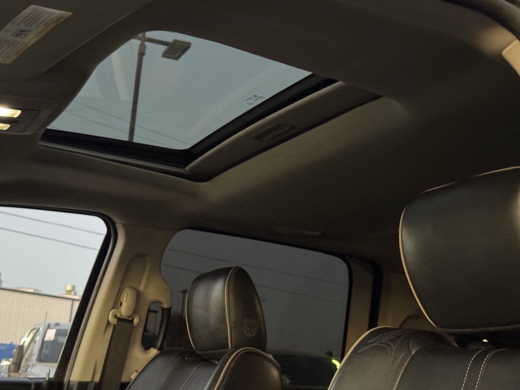 2014 RAM 3500 Image 30