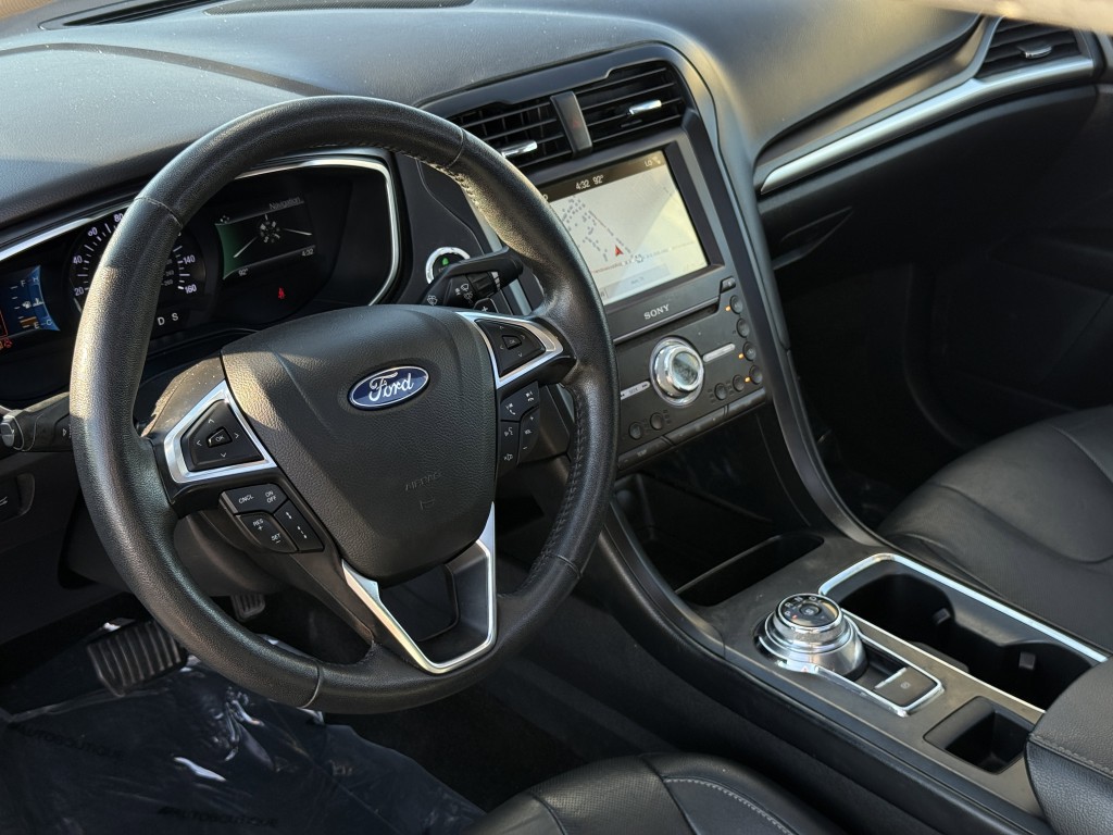 2019 Ford Fusion Image 12