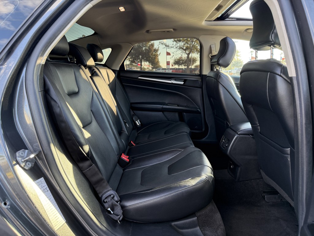 2019 Ford Fusion Image 26