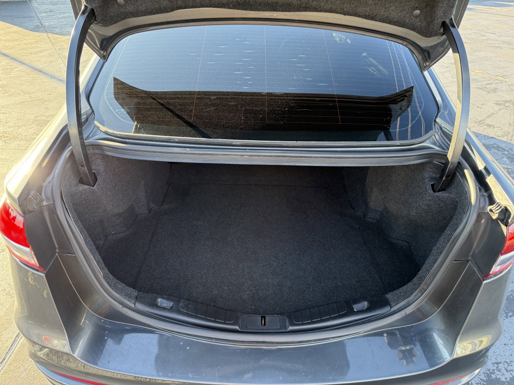 2019 Ford Fusion Image 28