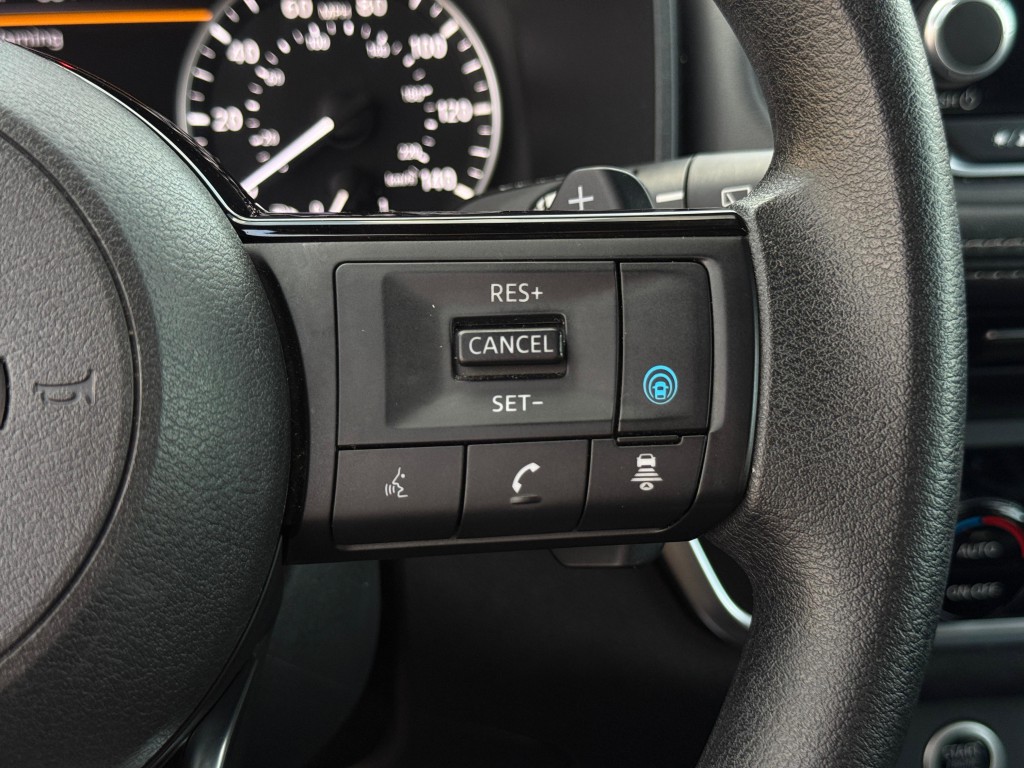 2023 Nissan Rogue Image 17