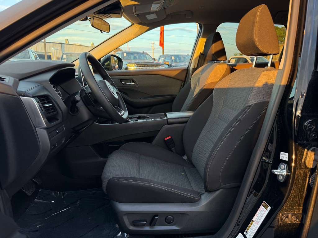 2023 Nissan Rogue Image 24