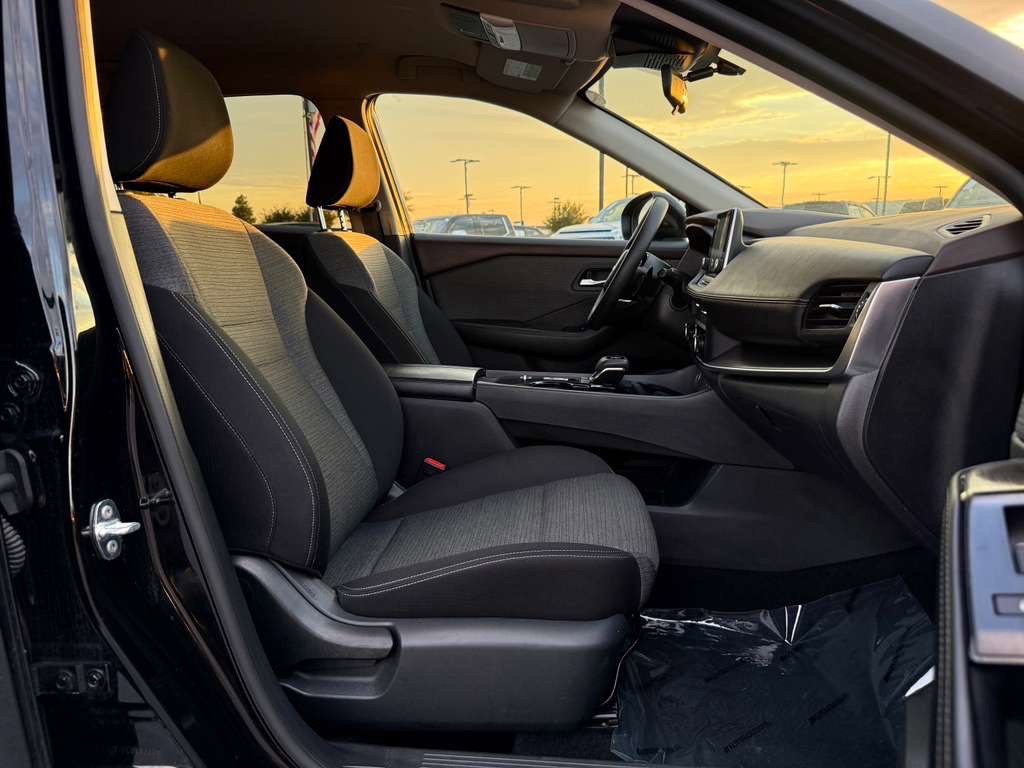 2023 Nissan Rogue Image 25
