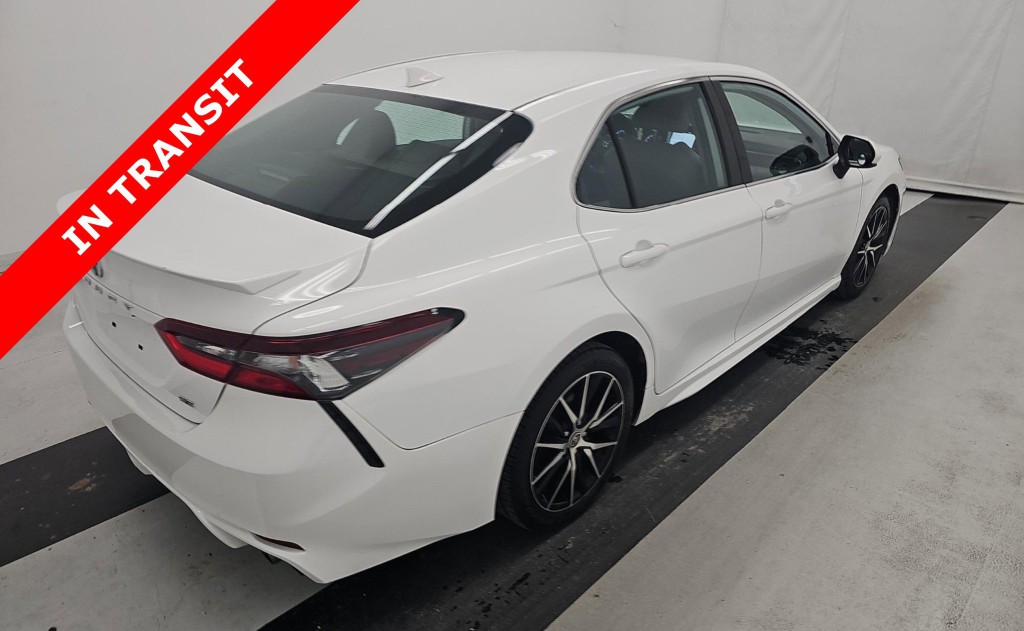 2021 Toyota Camry Image 5