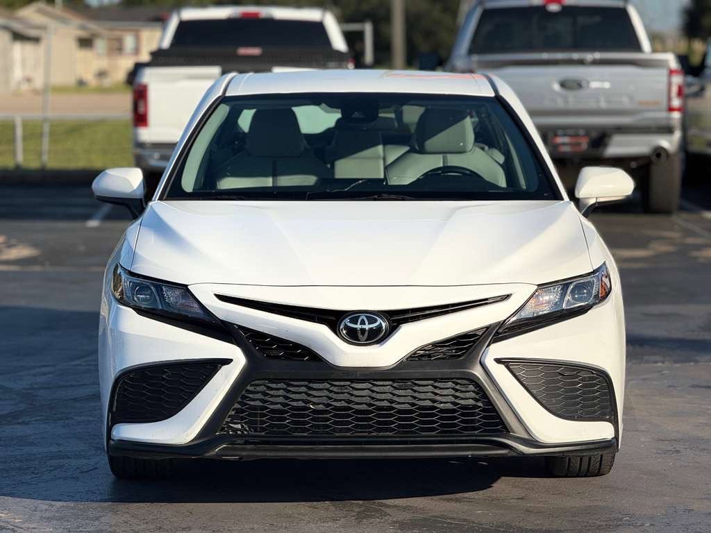 2021 Toyota Camry Image 6