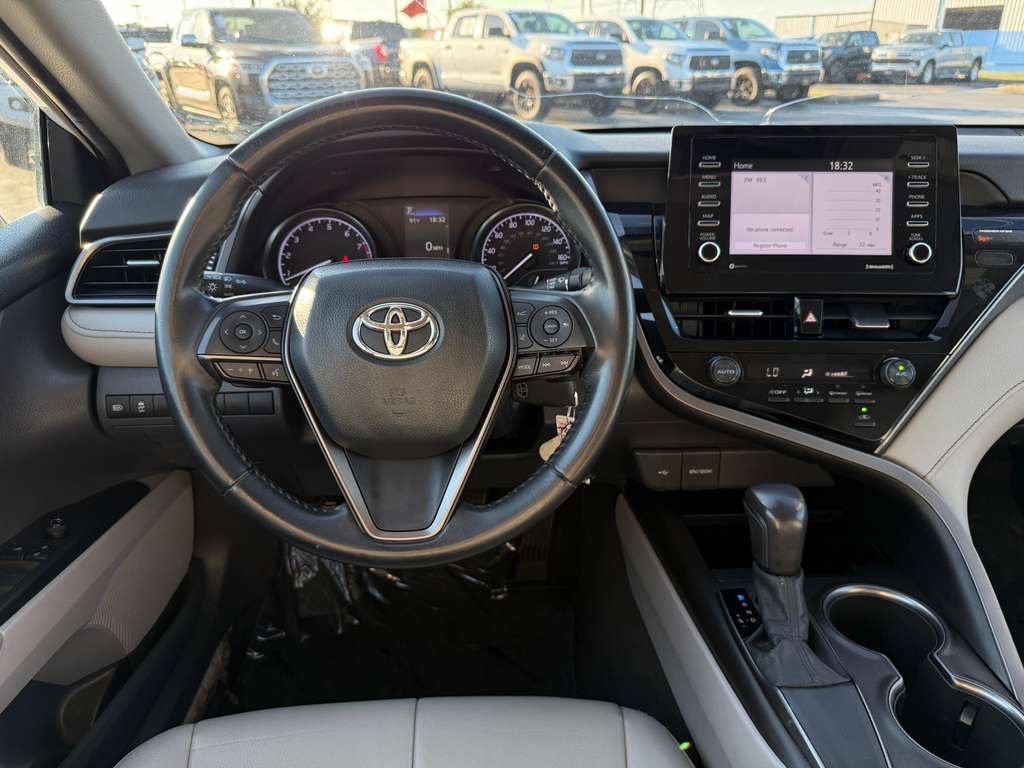 2021 Toyota Camry Image 14