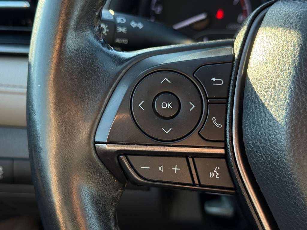 2021 Toyota Camry Image 16