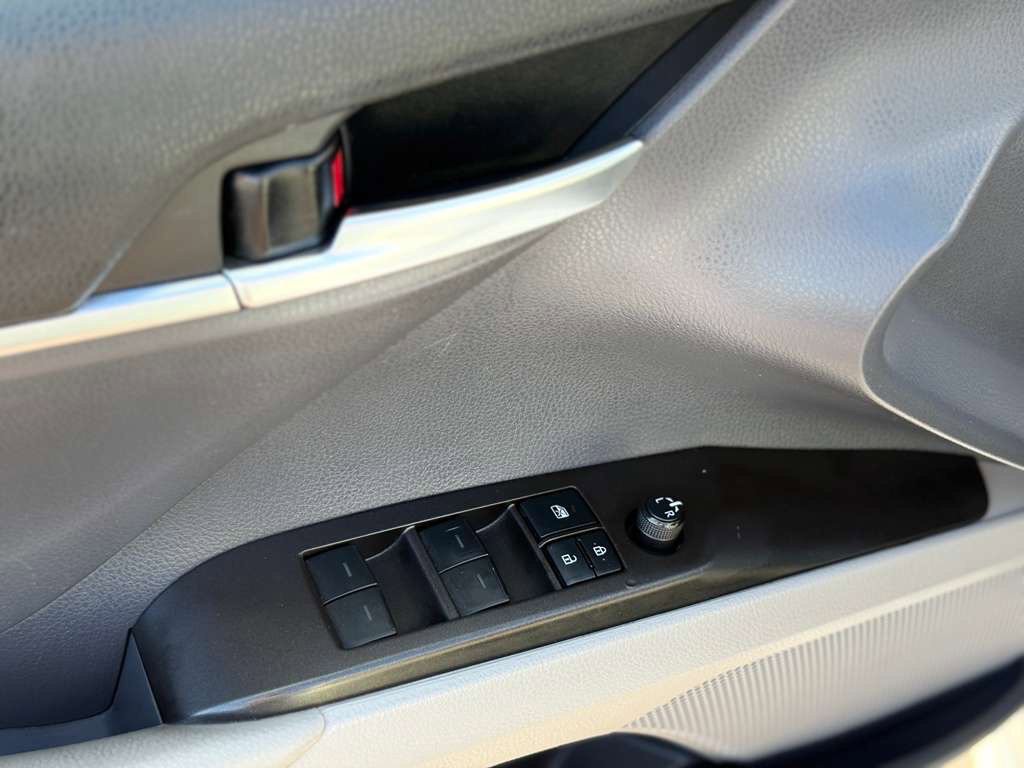 2021 Toyota Camry Image 22