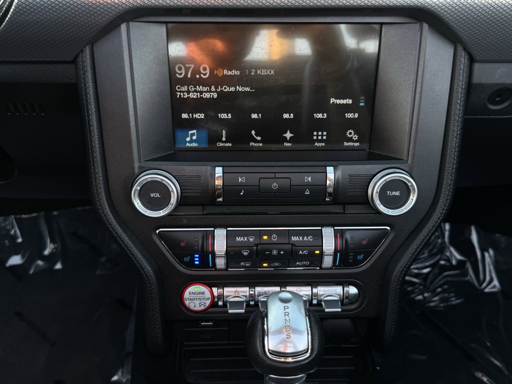 2017 Ford Mustang Image 20