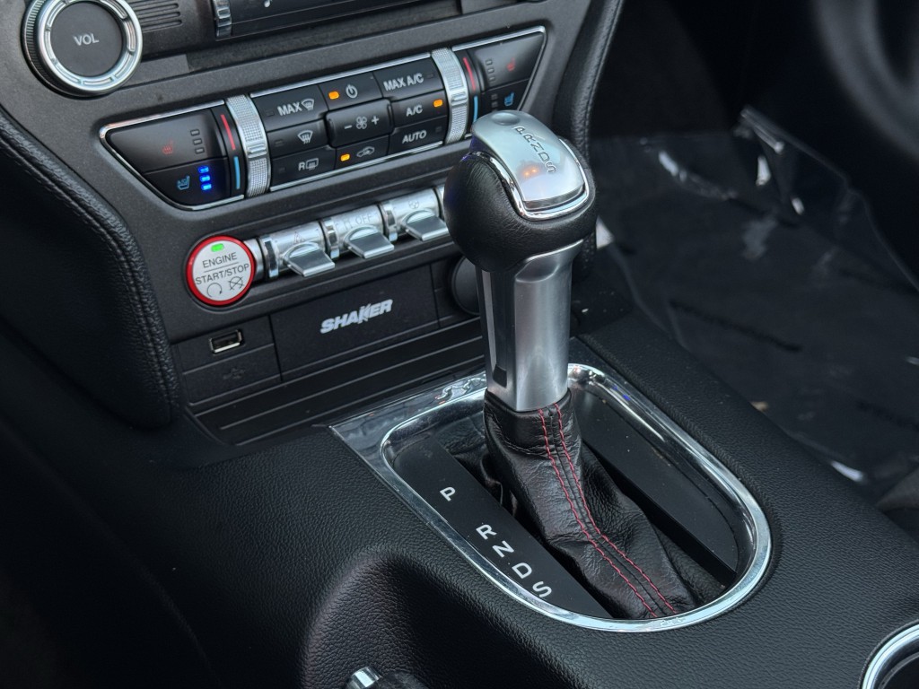 2017 Ford Mustang Image 23