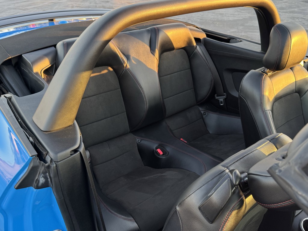 2017 Ford Mustang Image 27