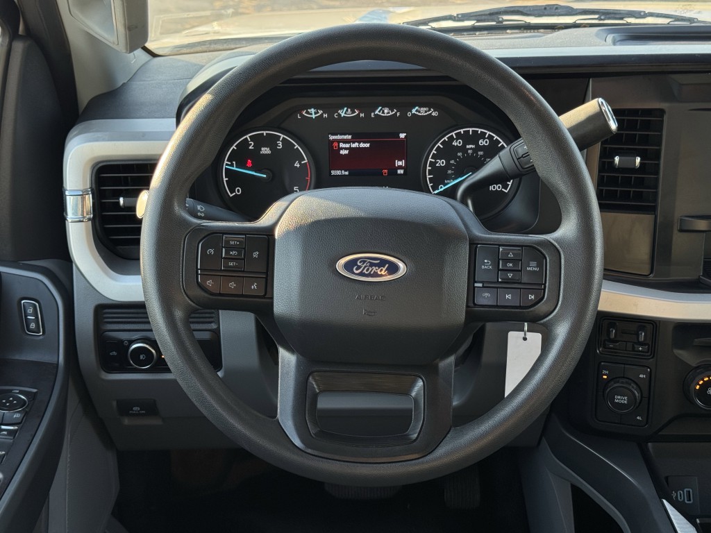 2024 Ford F-350 Image 15
