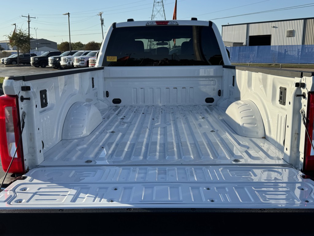 2024 Ford F-350 Image 28