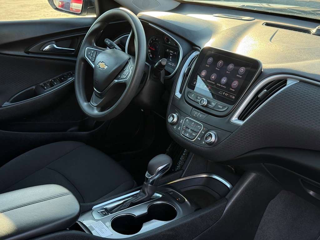 2024 Chevrolet Malibu Image 13