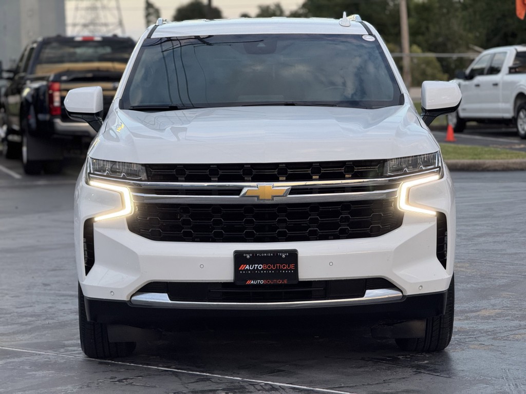 2023 Chevrolet Suburban Image 6