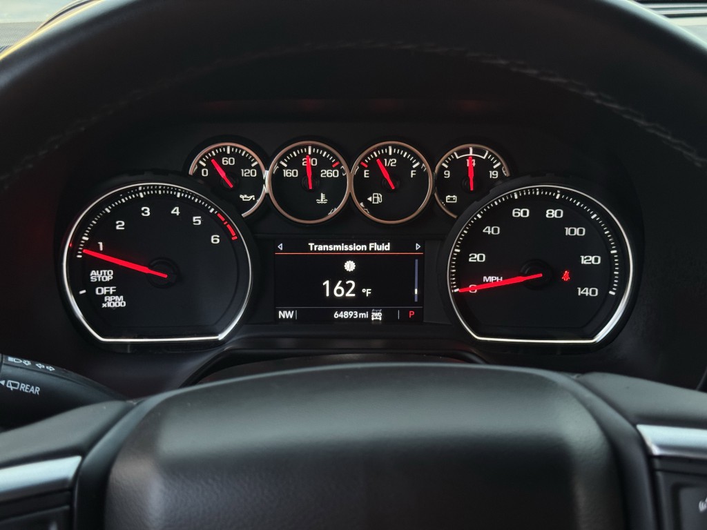 2023 Chevrolet Suburban Image 18