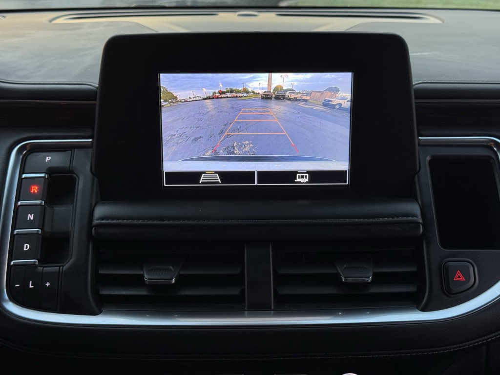 2023 Chevrolet Suburban Image 20