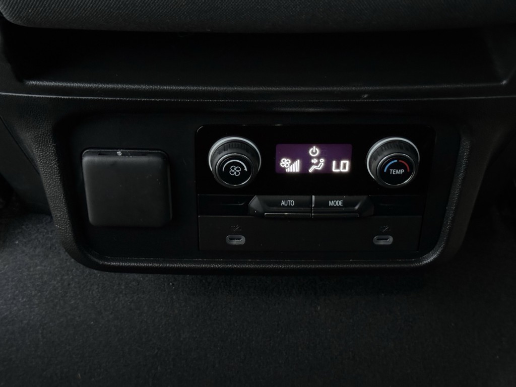 2023 Chevrolet Suburban Image 29