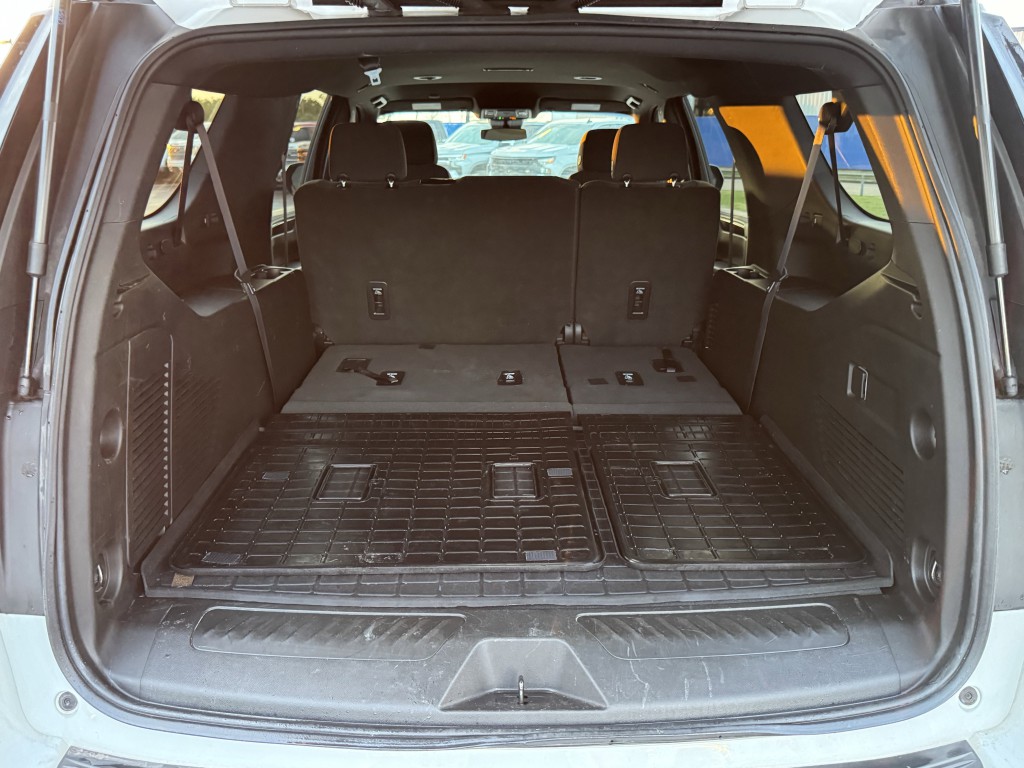 2023 Chevrolet Suburban Image 31