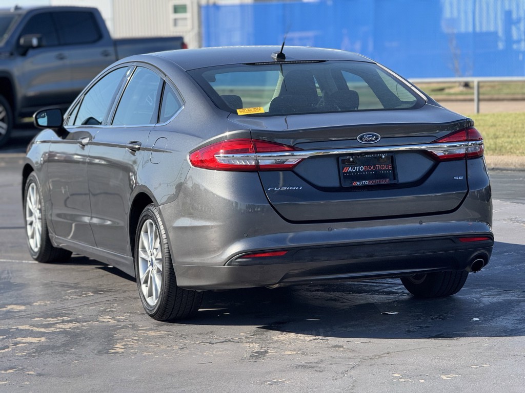 2017 Ford Fusion Image 9