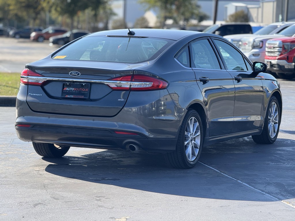 2017 Ford Fusion Image 10