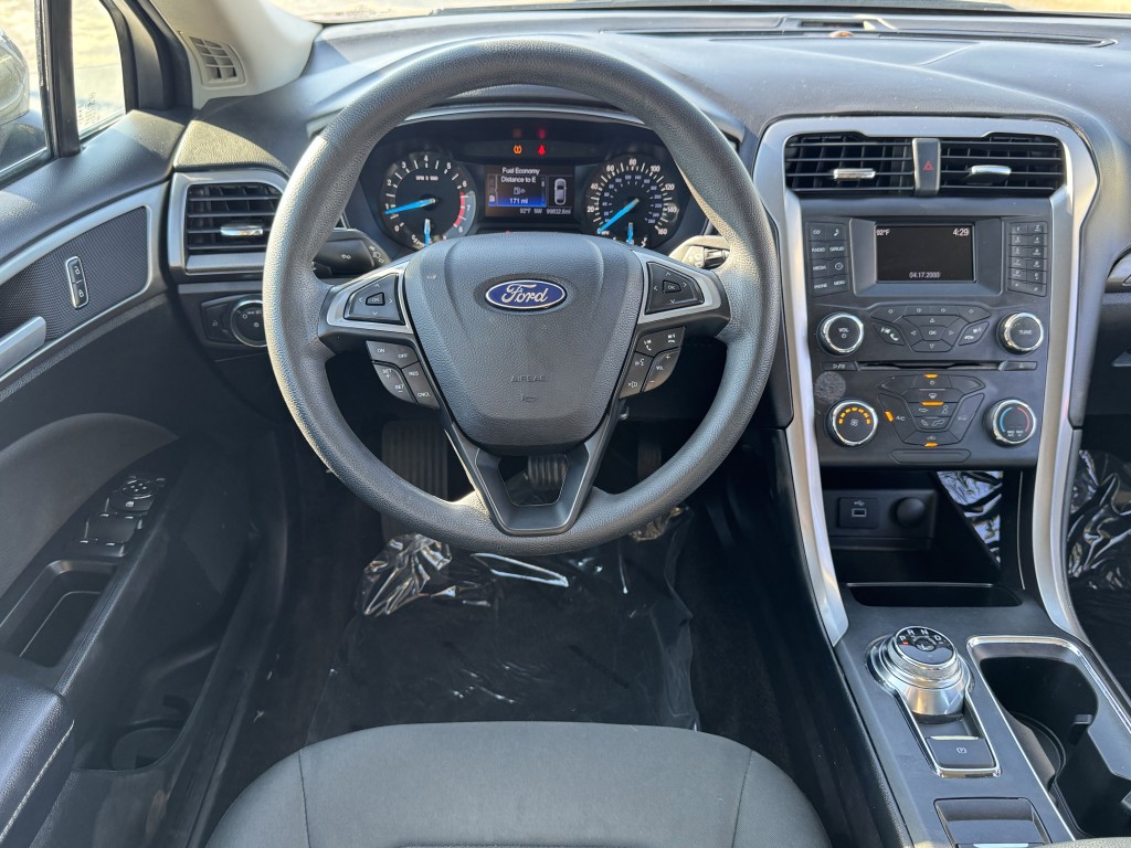 2017 Ford Fusion Image 14