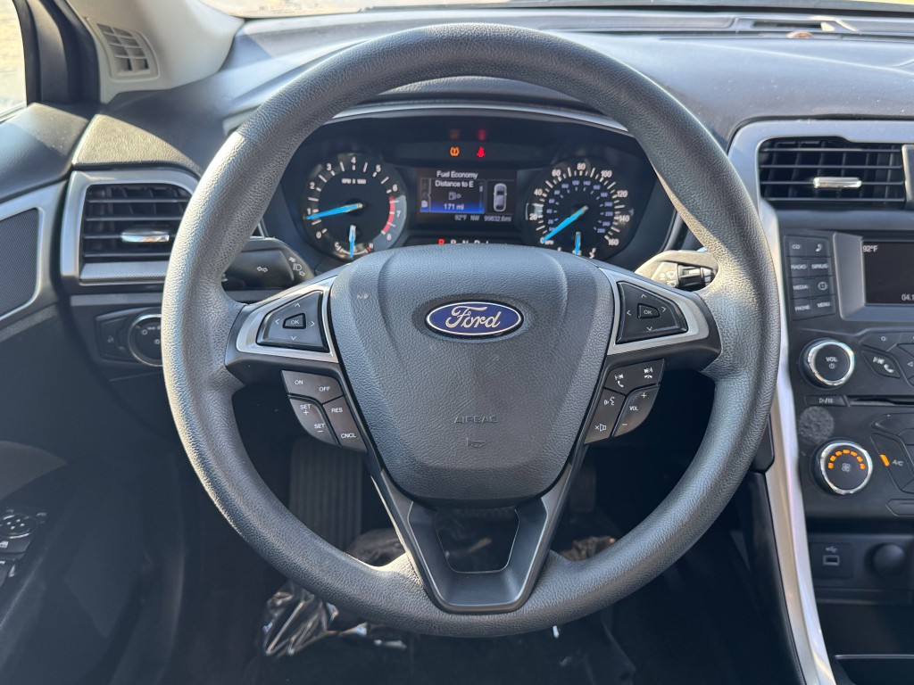 2017 Ford Fusion Image 15