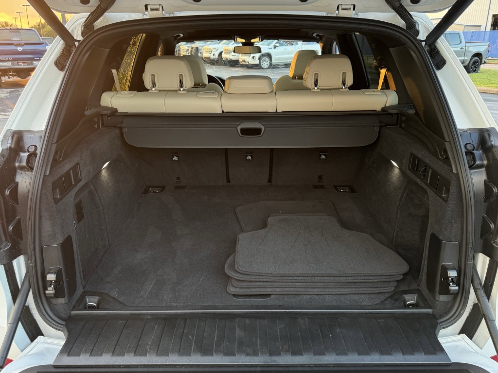 2019 BMW X5 Image 32