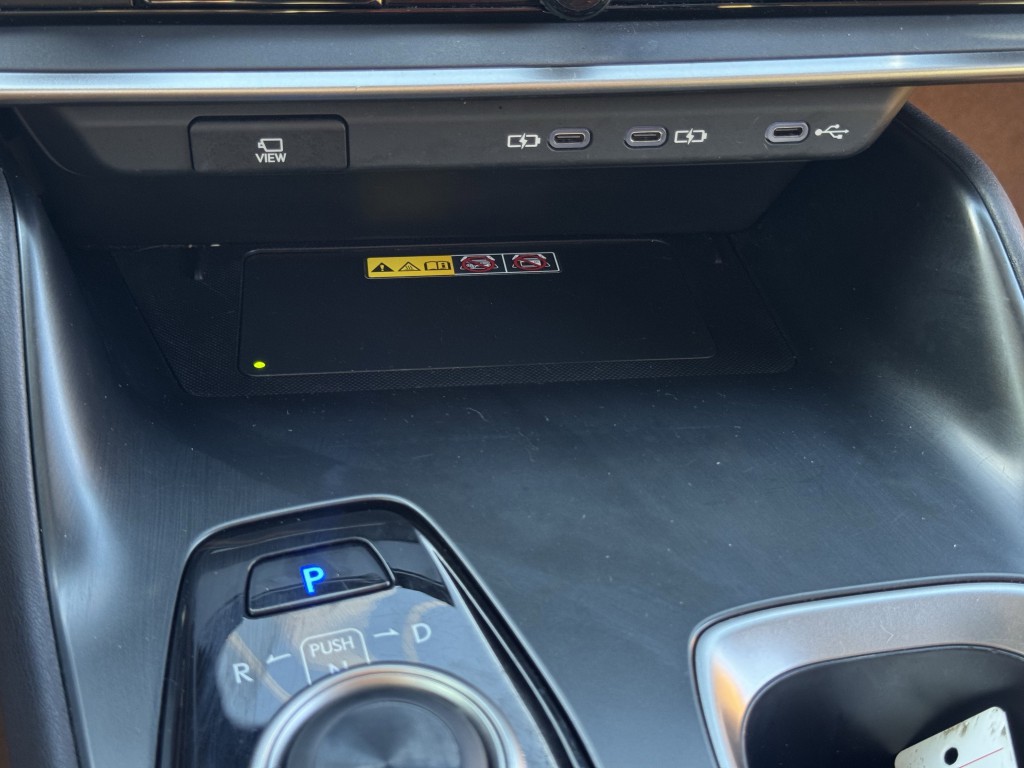 2024 Lexus RZ Image 20