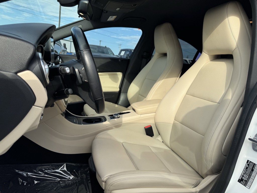 2019 Mercedes-Benz CLA-Class Image 21