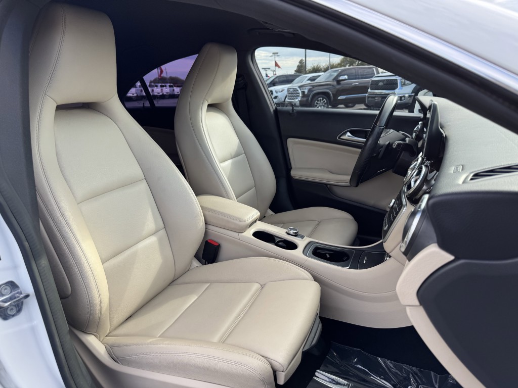 2019 Mercedes-Benz CLA-Class Image 23