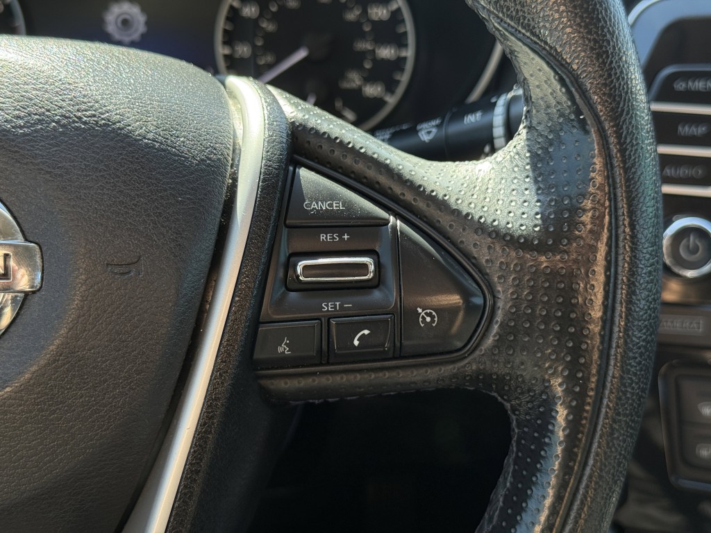 2017 Nissan Maxima Image 17