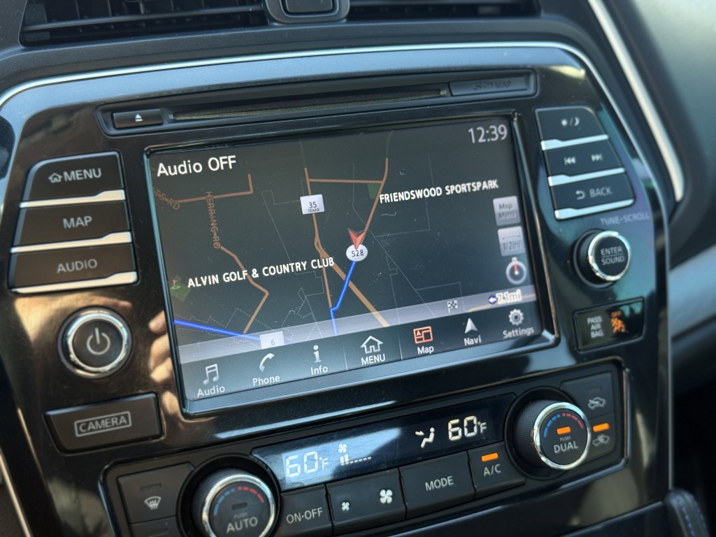 2017 Nissan Maxima Image 20