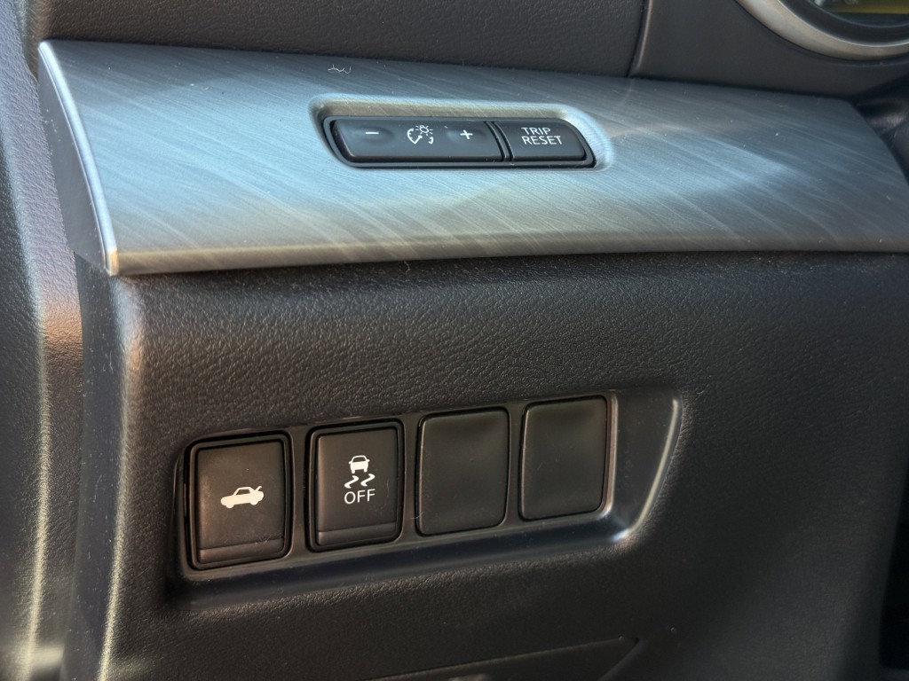 2017 Nissan Maxima Image 25