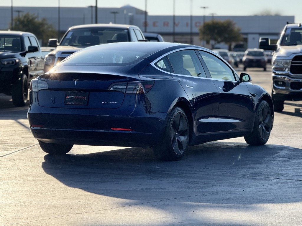 2020 Tesla Model 3 Image 9