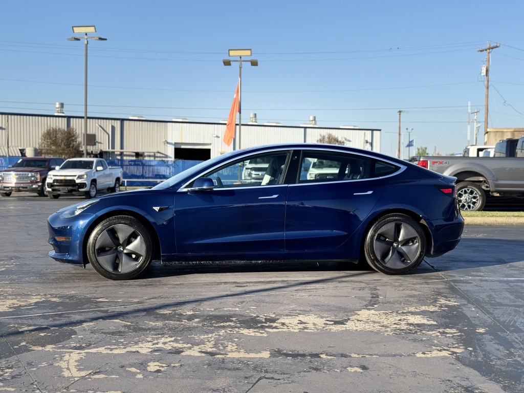 2020 Tesla Model 3 Image 10