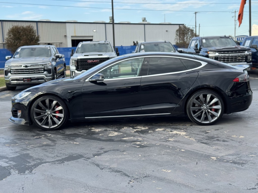 2017 Tesla Model S Image 11