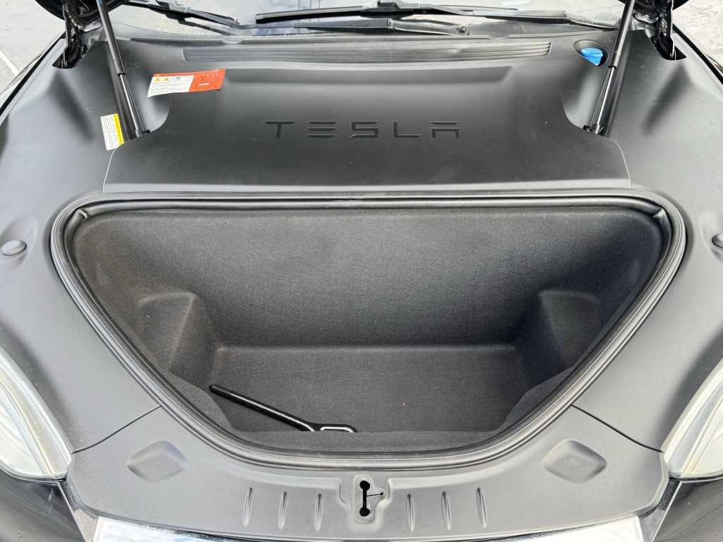 2017 Tesla Model S Image 21