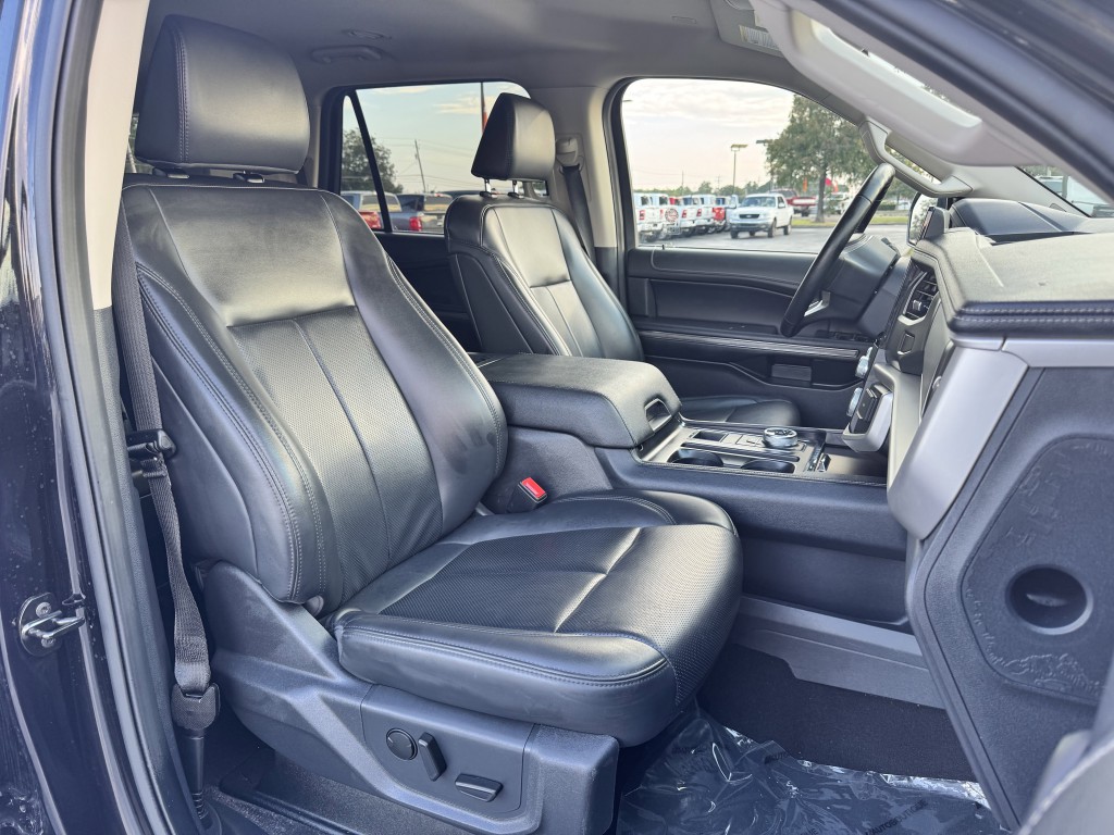 2024 Ford Expedition Image 24