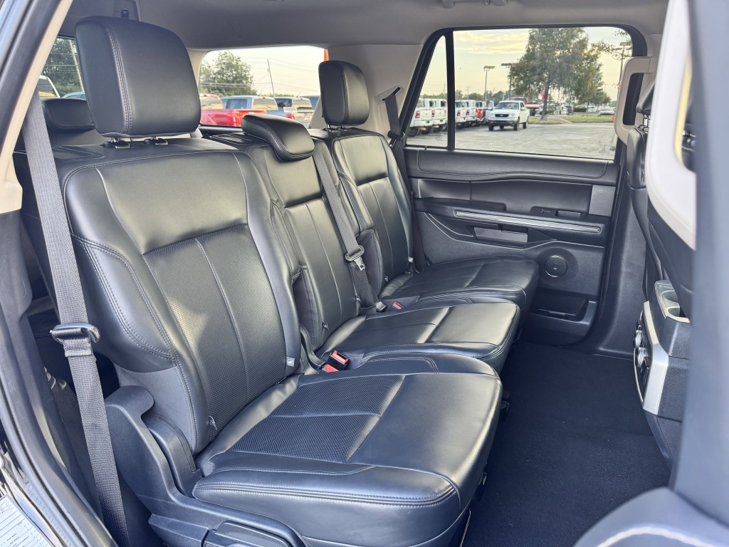 2024 Ford Expedition Image 25