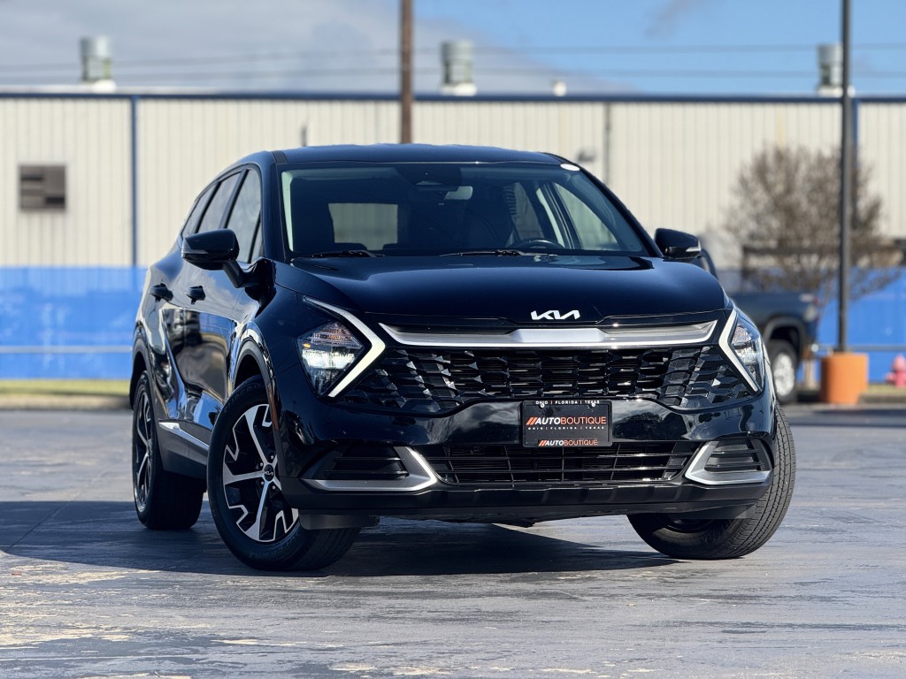 2023 Kia Sportage Image 3