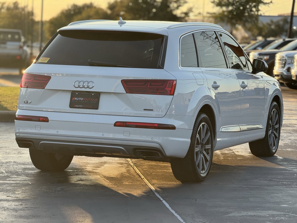 2018 Audi Q7 Image 10