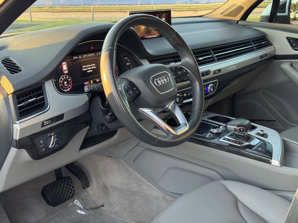 2018 Audi Q7 Image 12