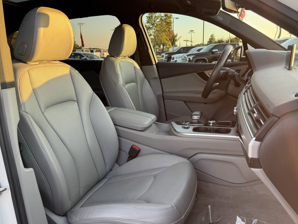 2018 Audi Q7 Image 27