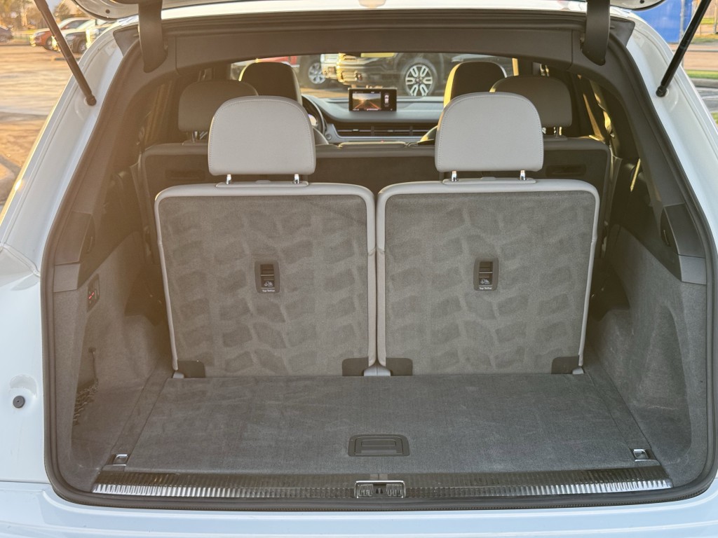 2018 Audi Q7 Image 33