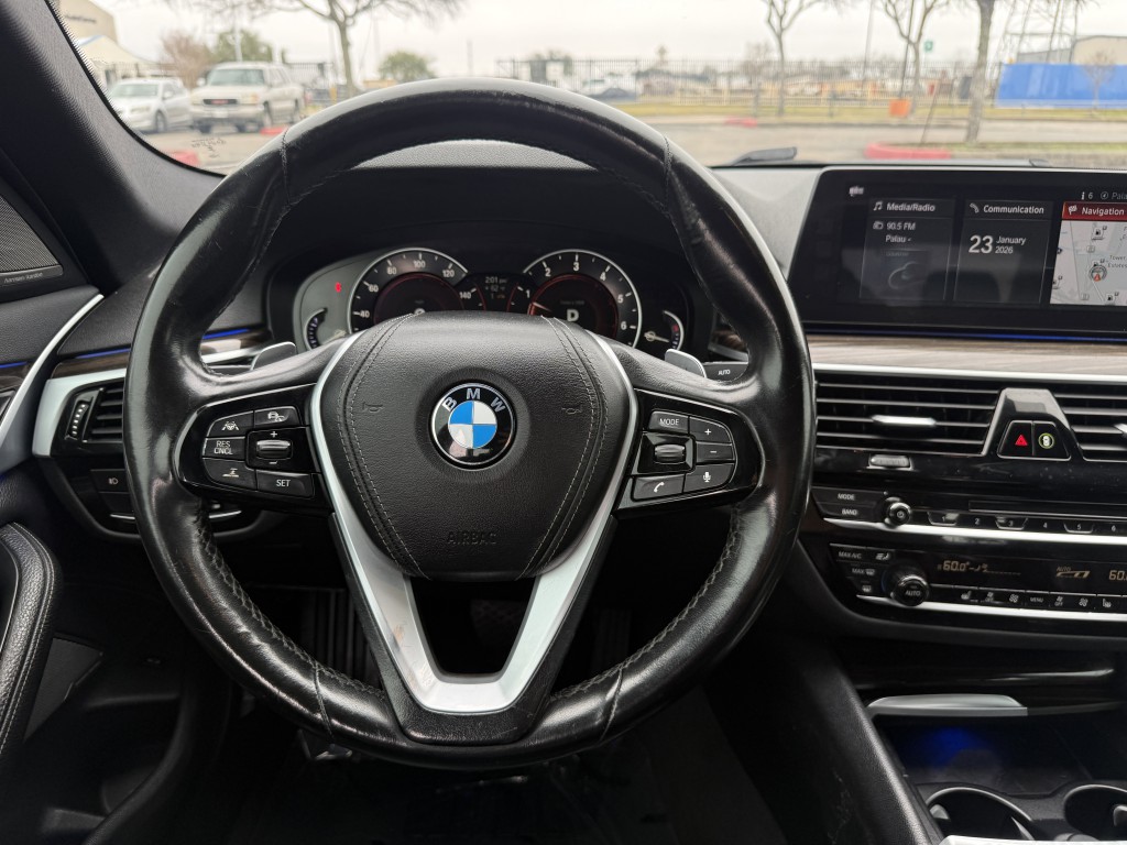 2017 BMW 5 Series Image 17